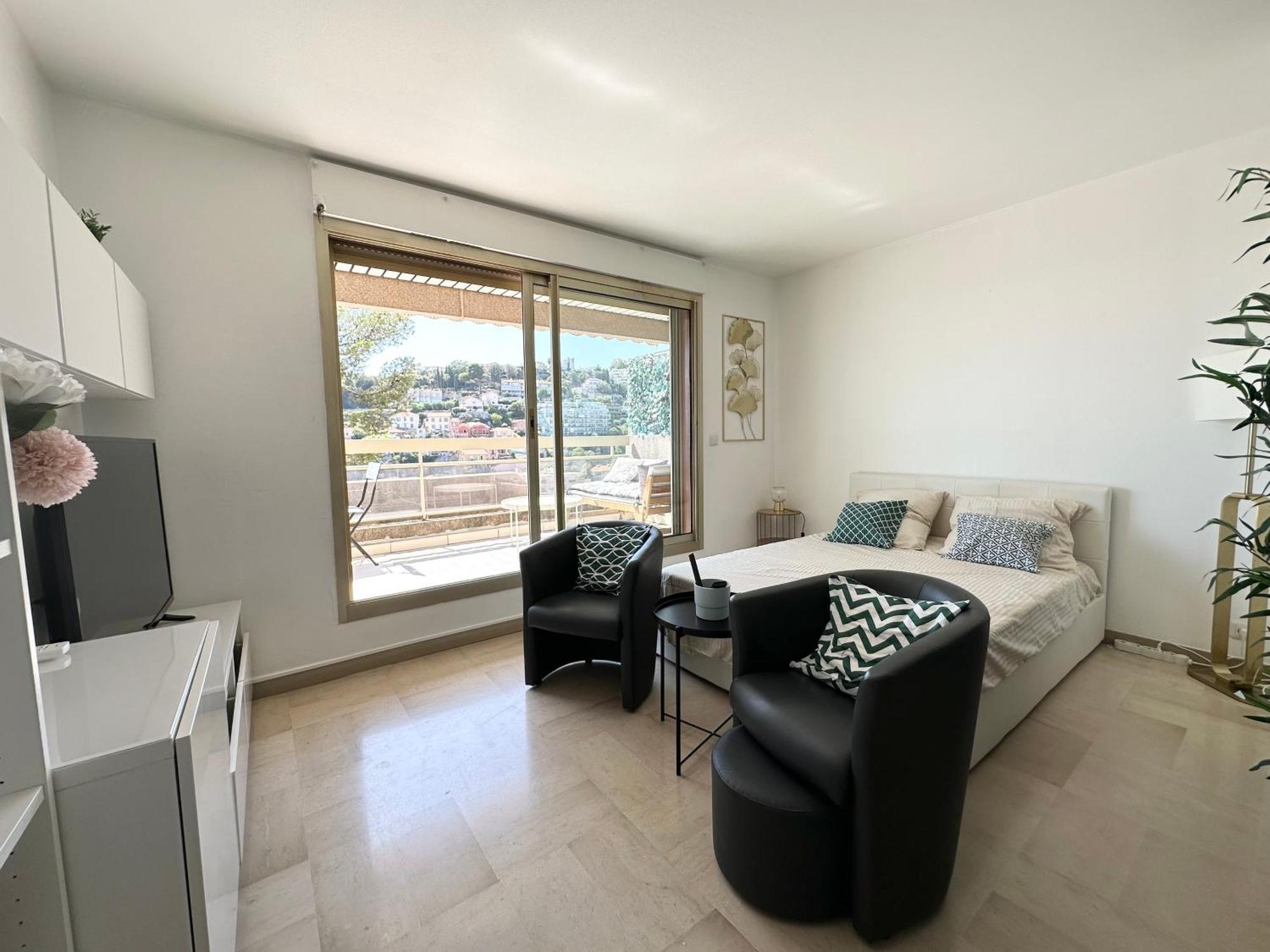 Nice, Grand Studio - Piscine - Terrasse Vue Mer